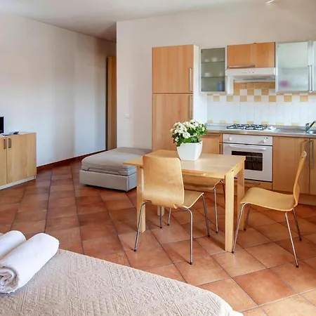 Retreat Apartment *